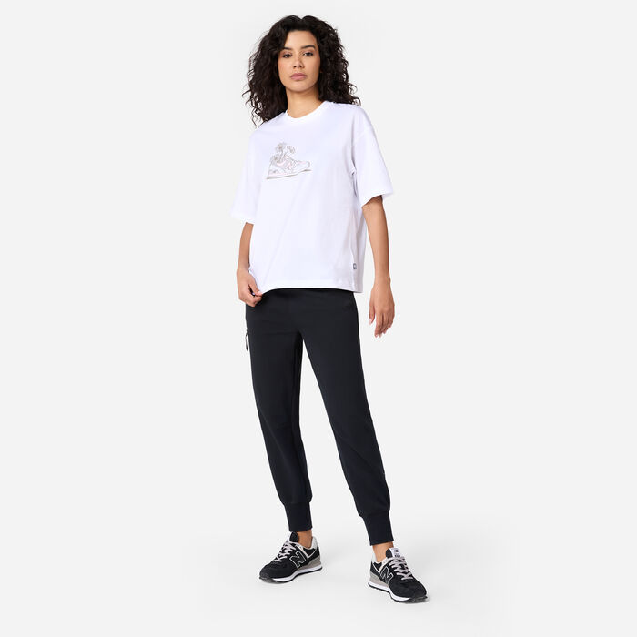 New Balance Women's Flower Graphic T-Shirt White New Balance Women's Flower Graphic T-Shirt White image number 2