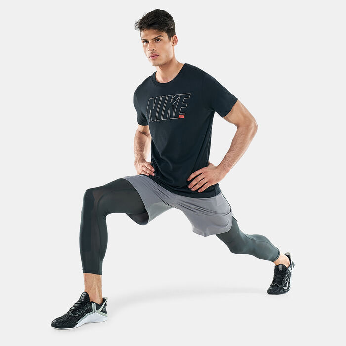 Nike Men's Dri-FIT Graphic Training T-Shirt Black image number 2