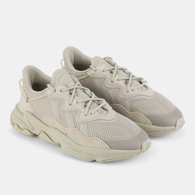 adidas Originals Women's OZWEEGO Shoes Beige