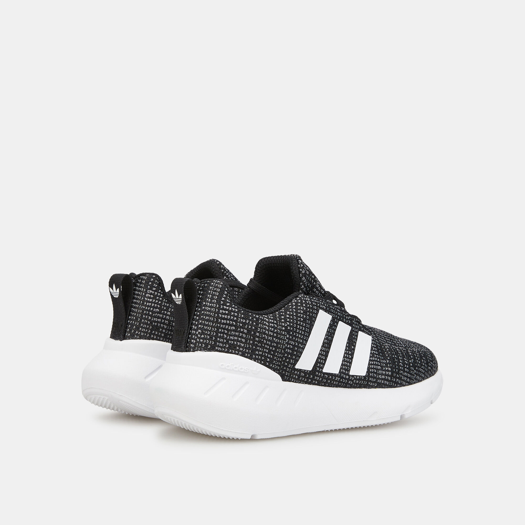 Adidas kids swift online run