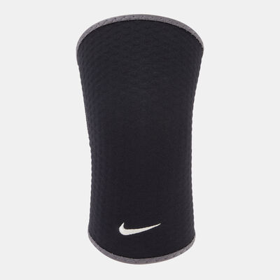 Nike Men's Elbow Sleeve (M) Black Nike Men's Elbow Sleeve (M) Black