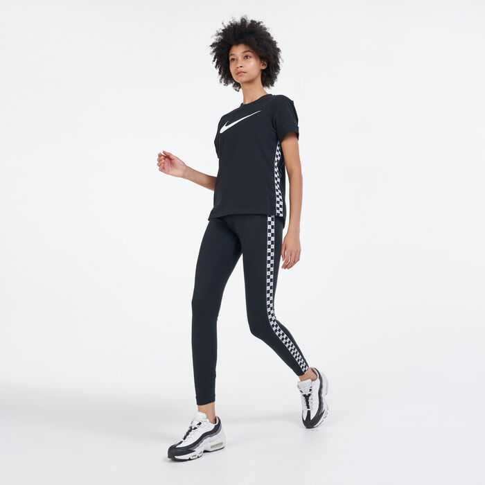 Nike Women's Sportswear Hyper Femme Leggings