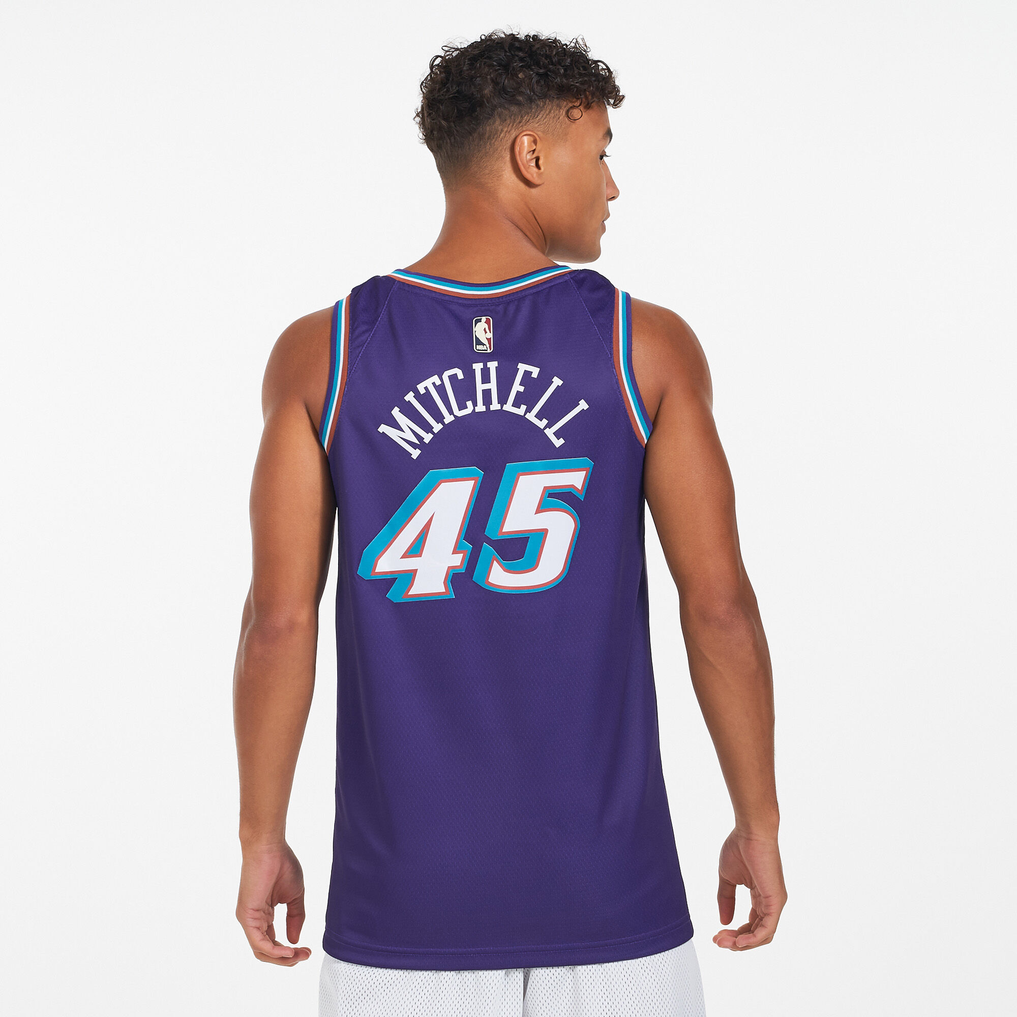 Luol Deng Receives National Civil Rights Museum Sports Legacy