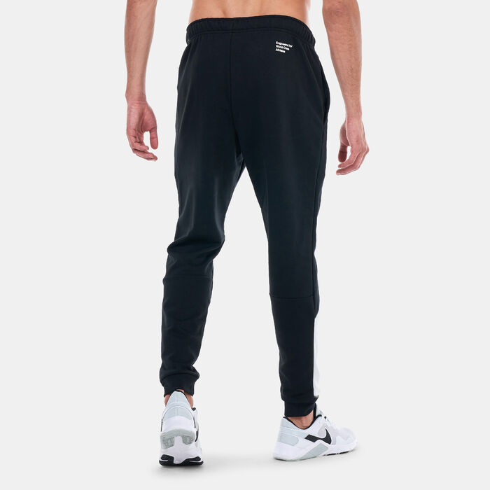 Nike Men's Dri-FIT Tapered Training Pants Black Nike Men's Dri-FIT Tapered Training Pants Black image number 1