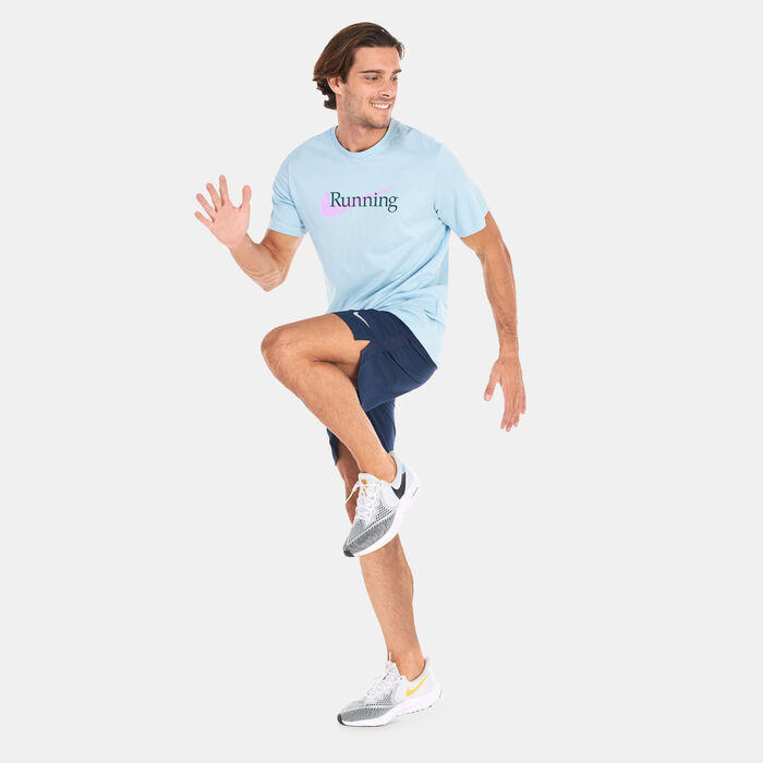 Nike Men's Challenger Dri-FIT Unlined Running Shorts Blue image number 2