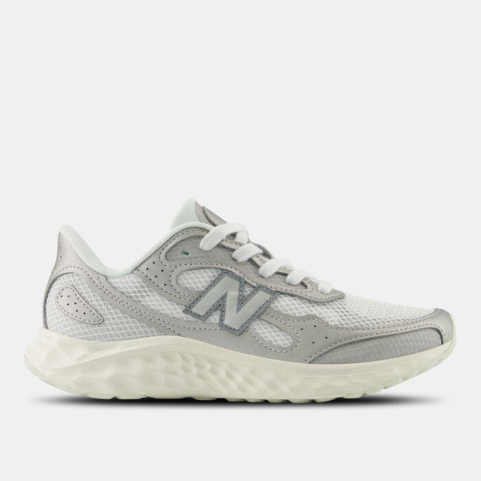 New Balance Women's Fresh Foam Arishi v4 Shoes Silver New Balance Women's Fresh Foam Arishi v4 Shoes Silver image number 0