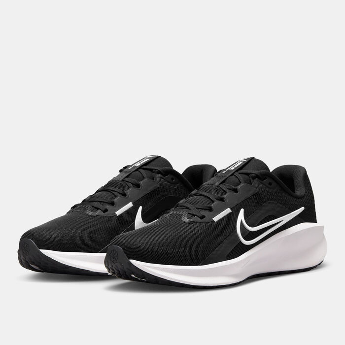 Nike Women's Downshifter 13 Road Running Shoes Black image number 1