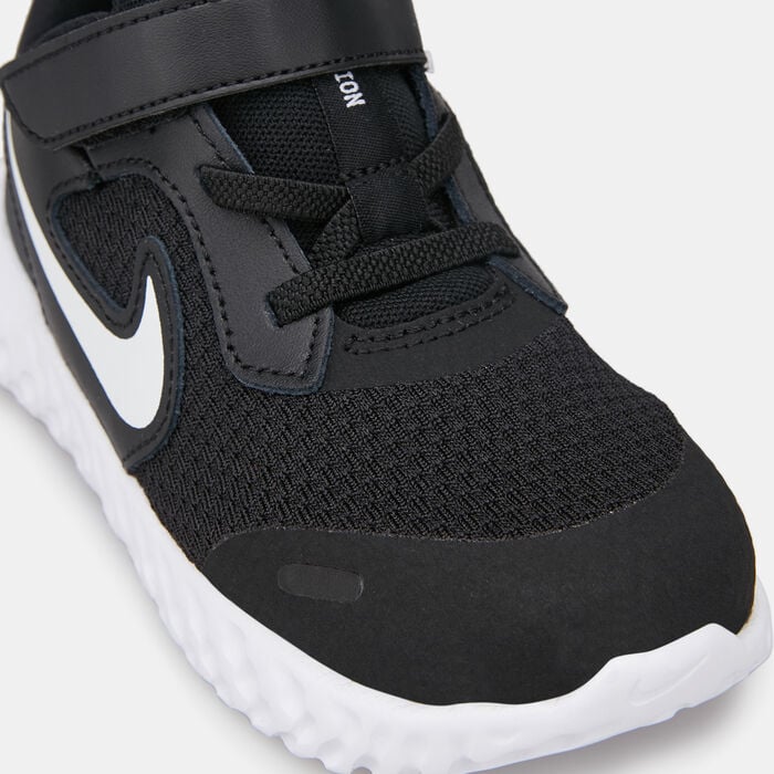 Nike Kids' Revolution 5 Shoe (Baby and Toddler) Black Nike Kids' Revolution 5 Shoe (Baby and Toddler) Black image number 4