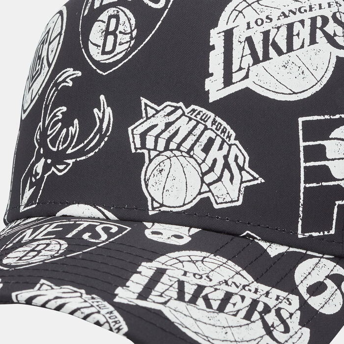 New Era Men's Chicago Bulls Allover Print Trucker Cap Black New Era Men's Chicago Bulls Allover Print Trucker Cap Black image number 2