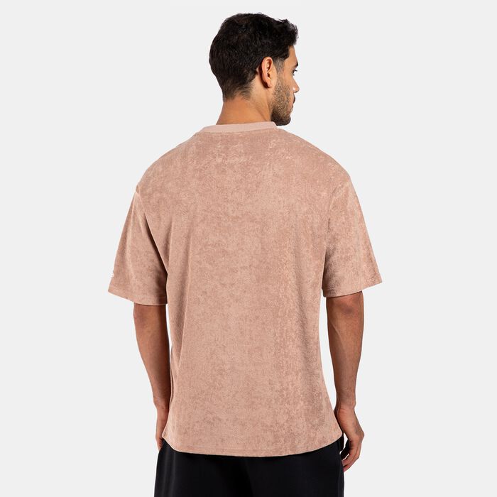 New Era Men's NBA Chicago Bulls Lifestyle Velour T-Shirt Beige New Era Men's NBA Chicago Bulls Lifestyle Velour T-Shirt Beige image number 1