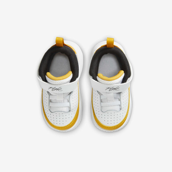 Jordan Kids' Max Aura 5 Shoes White Jordan Kids' Max Aura 5 Shoes White image number 3