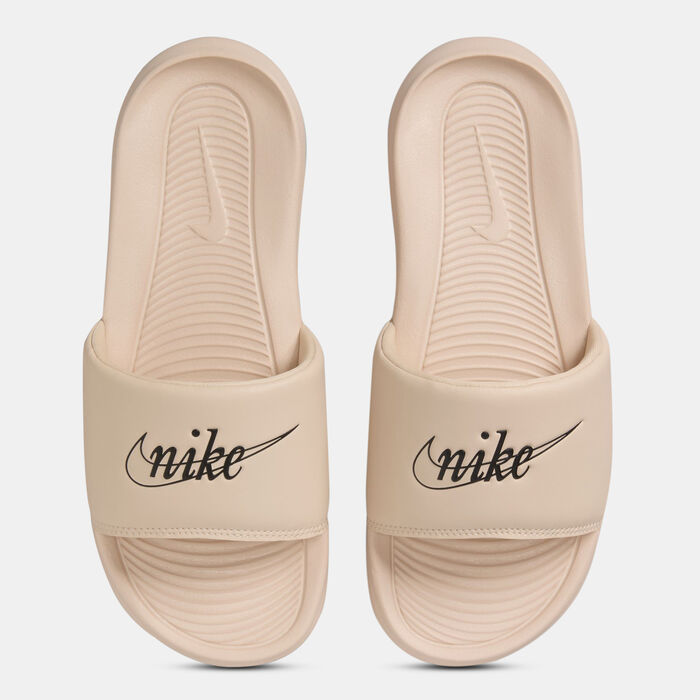 Nike Women's Victori One Slides Beige Nike Women's Victori One Slides Beige image number 4
