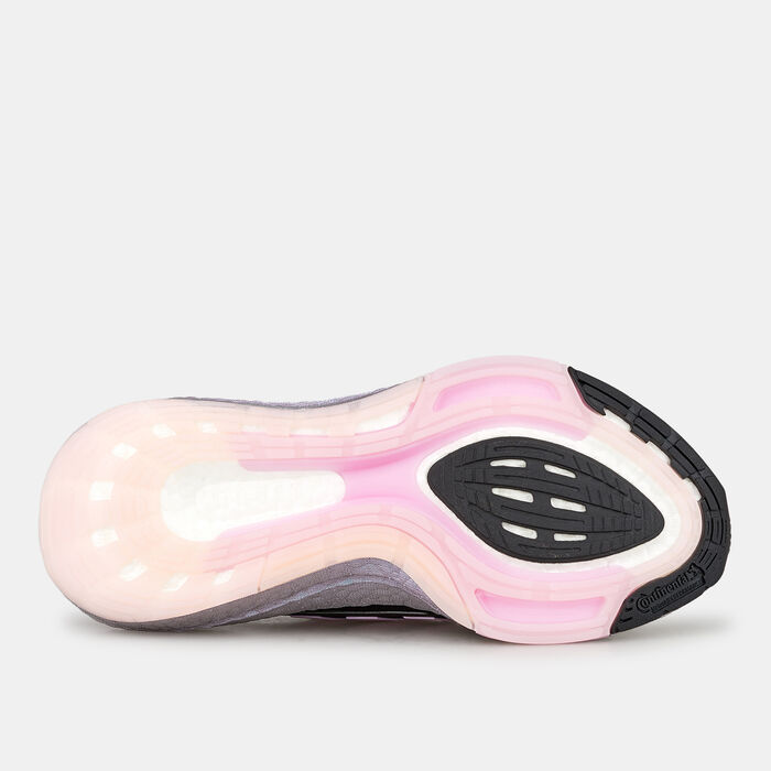 adidas Women's Ultraboost 22 Shoe Black image number 3