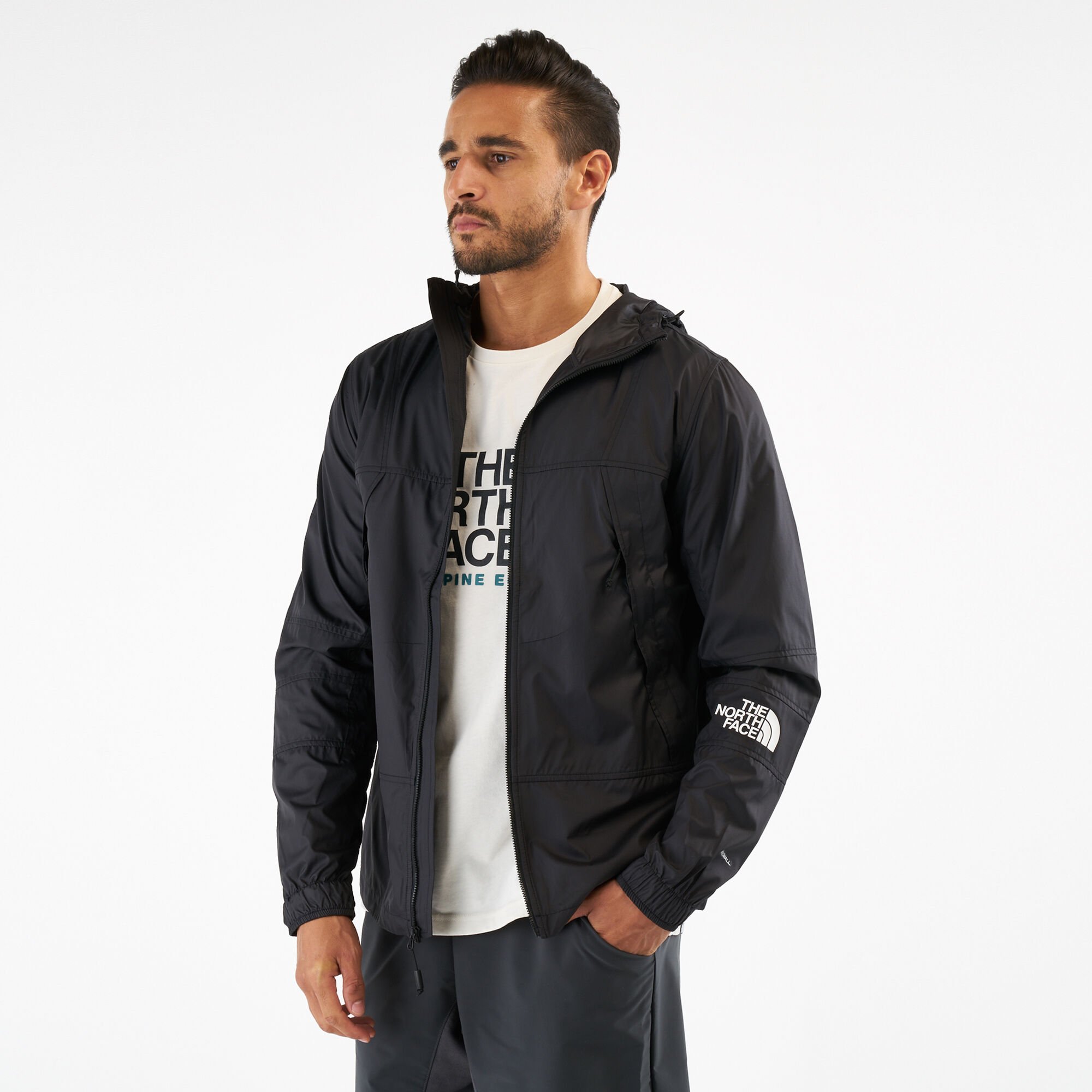 The north face light sales windshell jacket