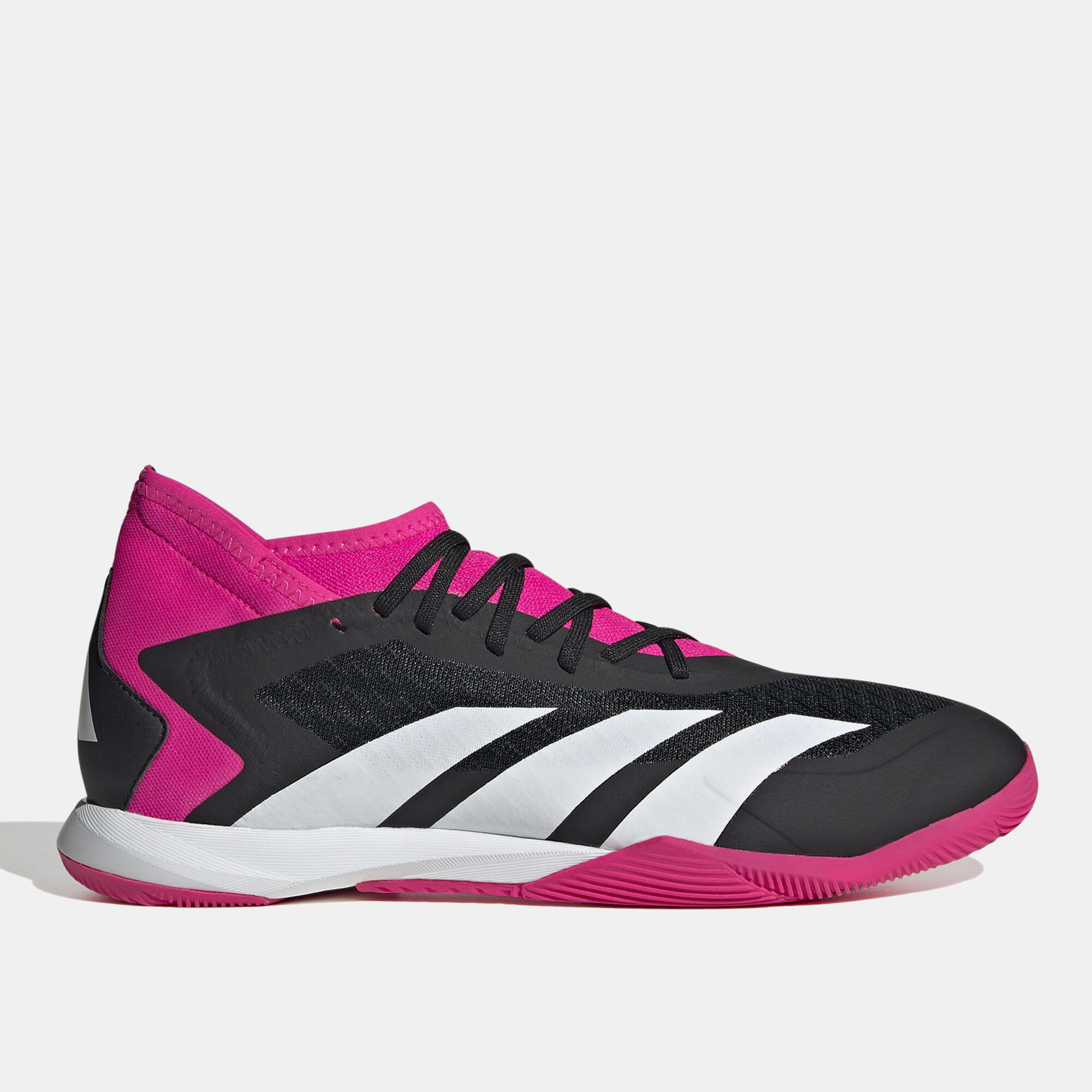 Indoor court hotsell football shoes