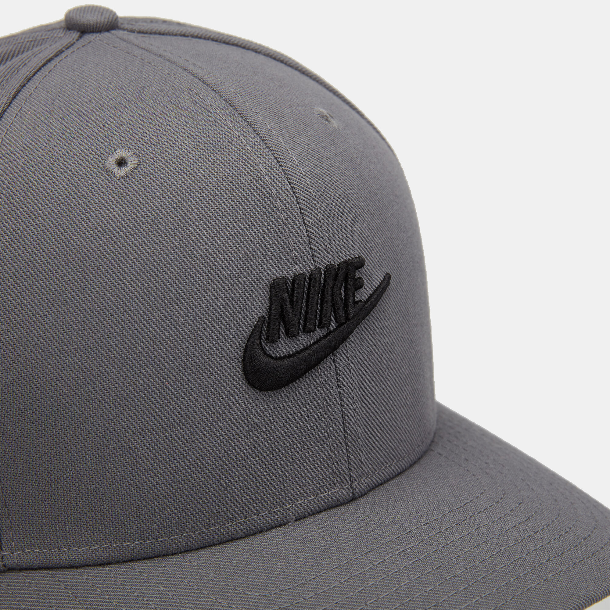 nike classic 99 futura snapback cap