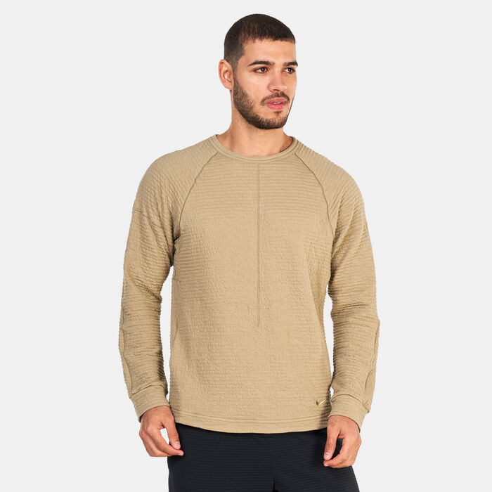 Nike Men's Yoga Texture Dri-FIT Long-Sleeve T-Shirt Brown Nike Men's Yoga Texture Dri-FIT Long-Sleeve T-Shirt Brown image number 0