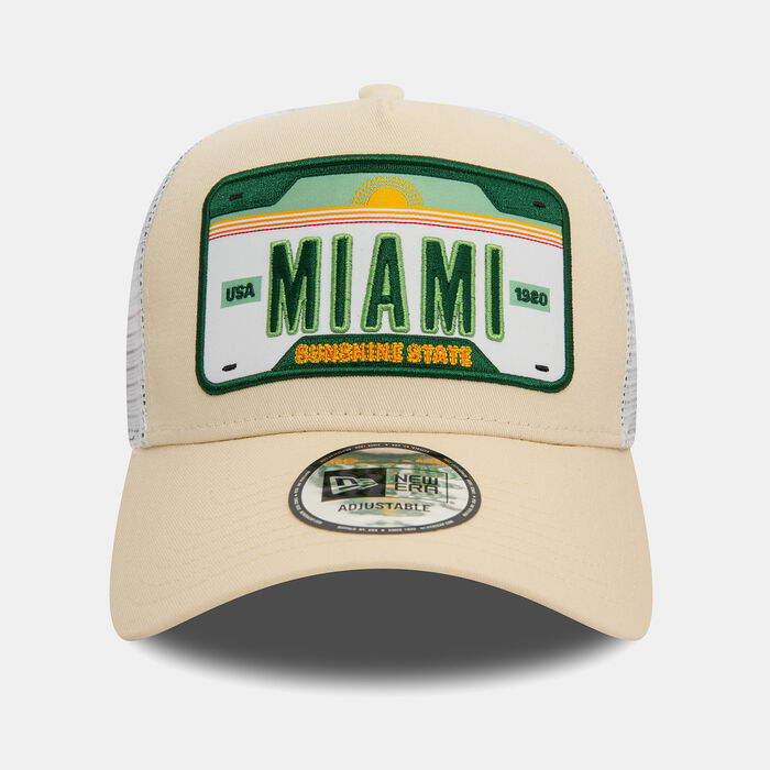 New Era Men's Brand Logo Trucker Cap Beige New Era Men's Brand Logo Trucker Cap Beige image number 0