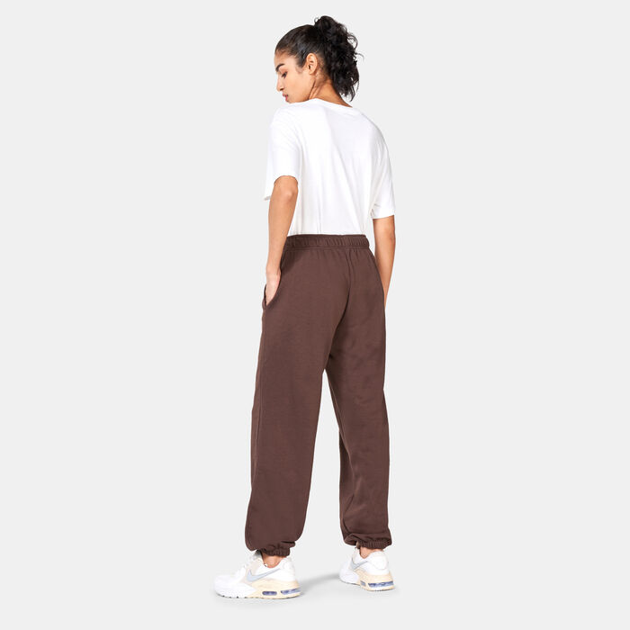 Nike Women's Sportswear Air Fleece High-Rise Sweatpants Brown image number 1