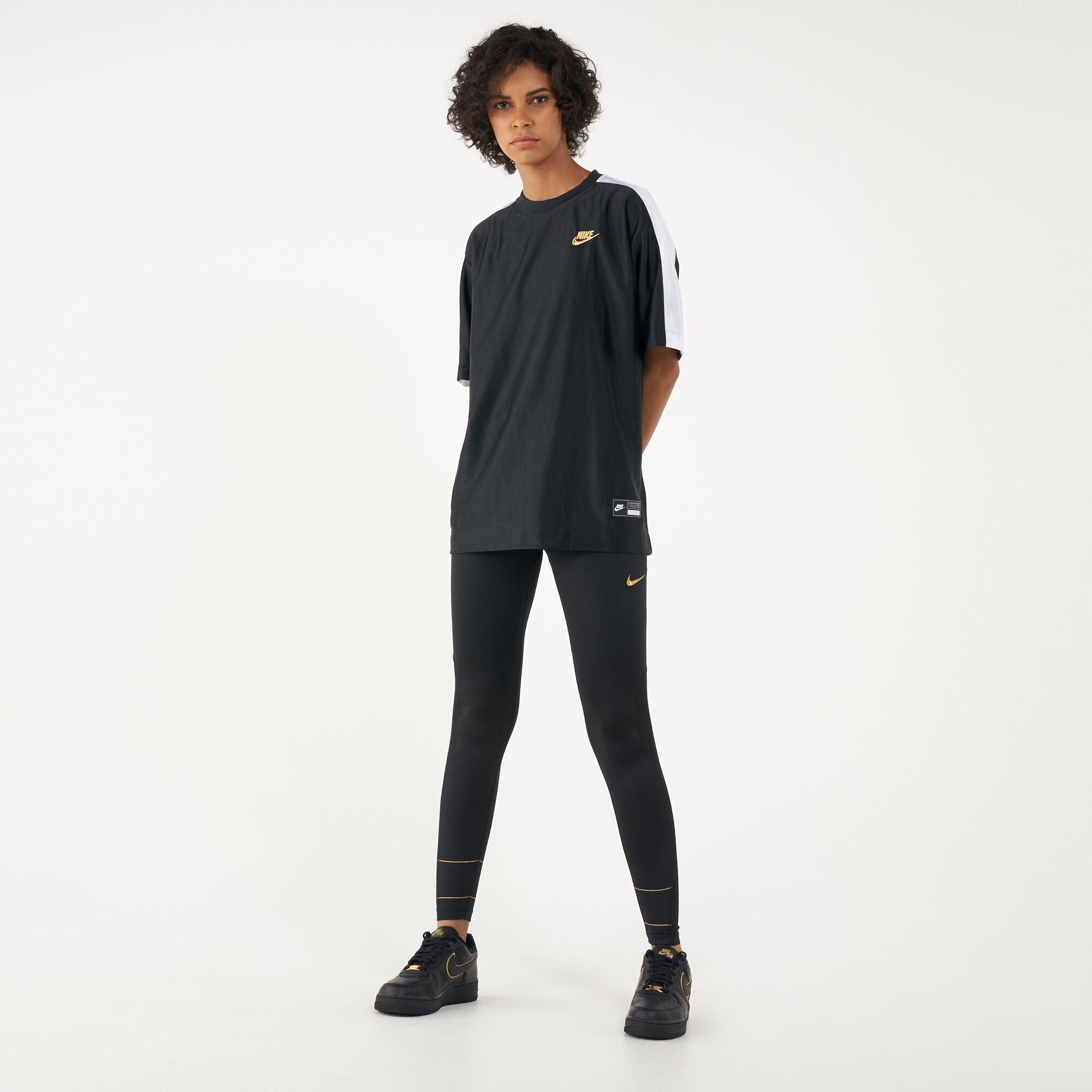 Glam sportswear sales