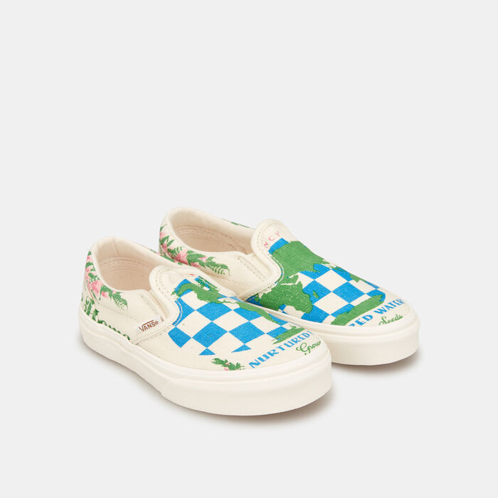 Vans Kids' Classic Slip-On Unisex Shoe Beige Vans Kids' Classic Slip-On Unisex Shoe Beige image number 1