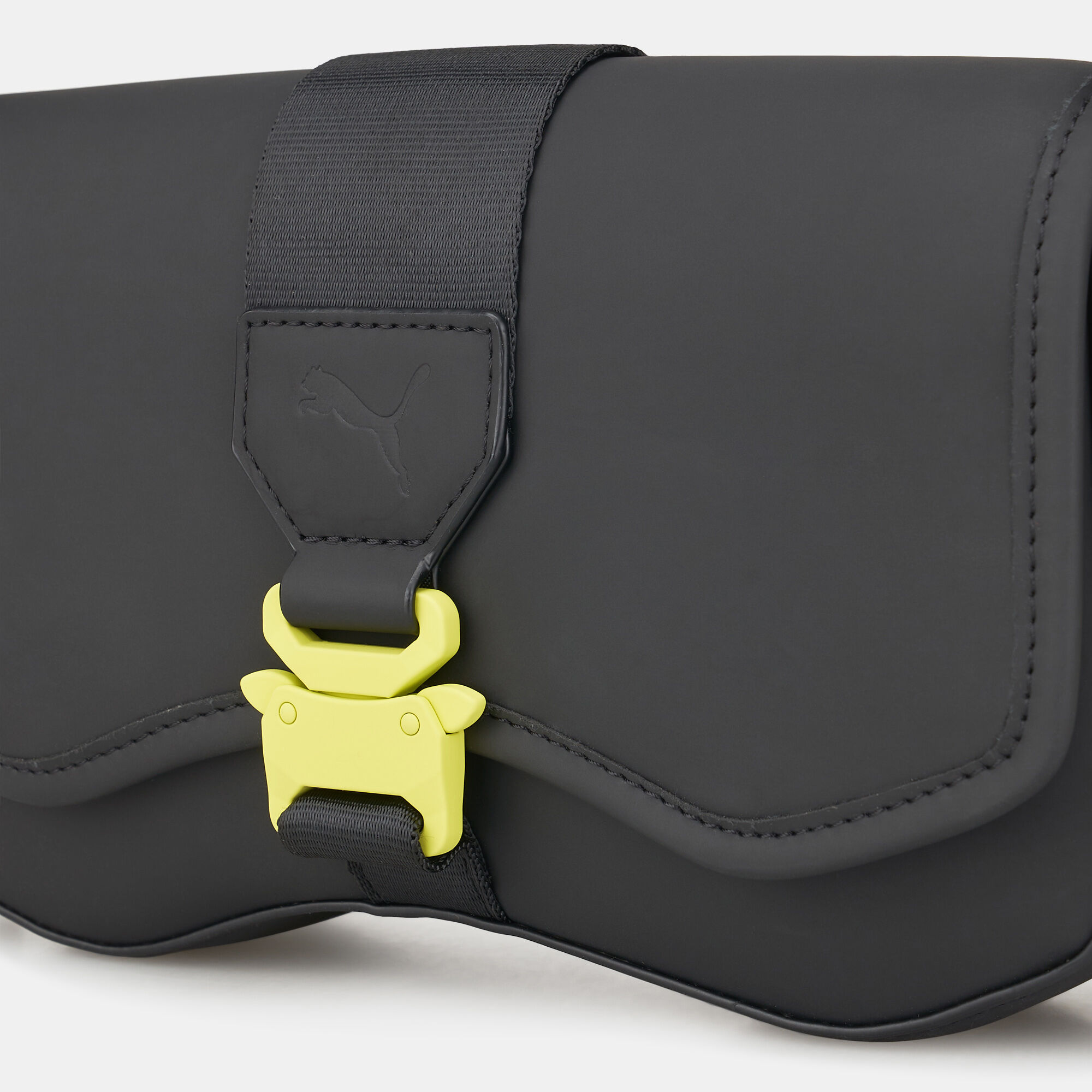 Women s Prime Idol Baguette Bag Black PUMA in KSA SSS