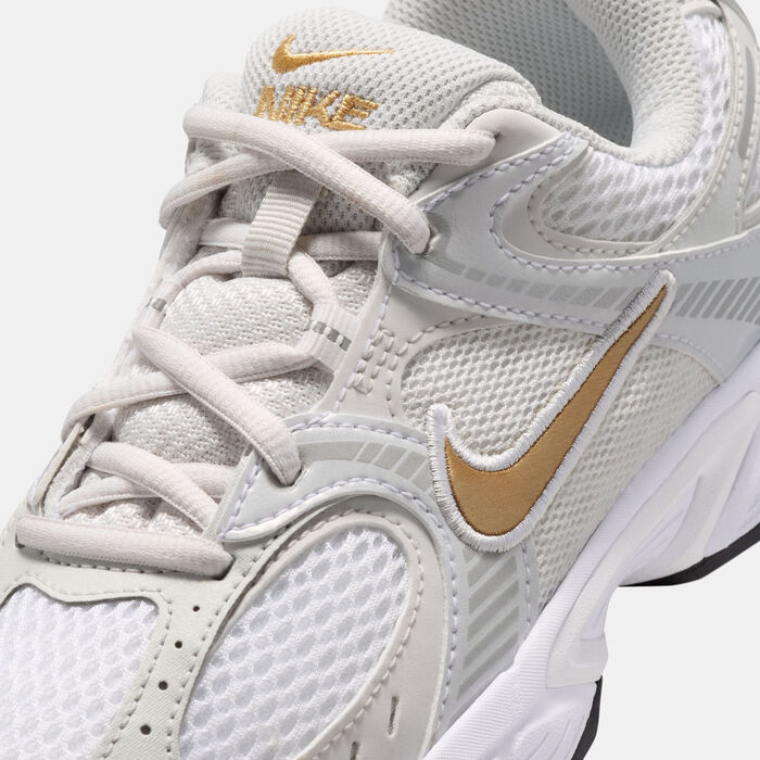 Nike Kids' V5 RNR Shoes White Nike Kids' V5 RNR Shoes White image number 4