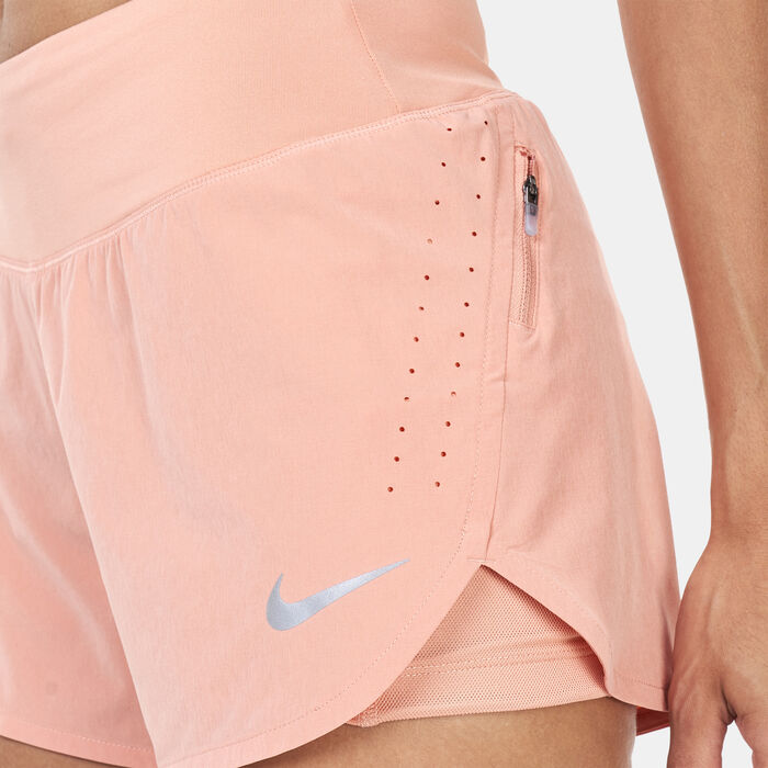 Nike Women's Eclipse Shorts Beige Nike Women's Eclipse Shorts Beige image number 3