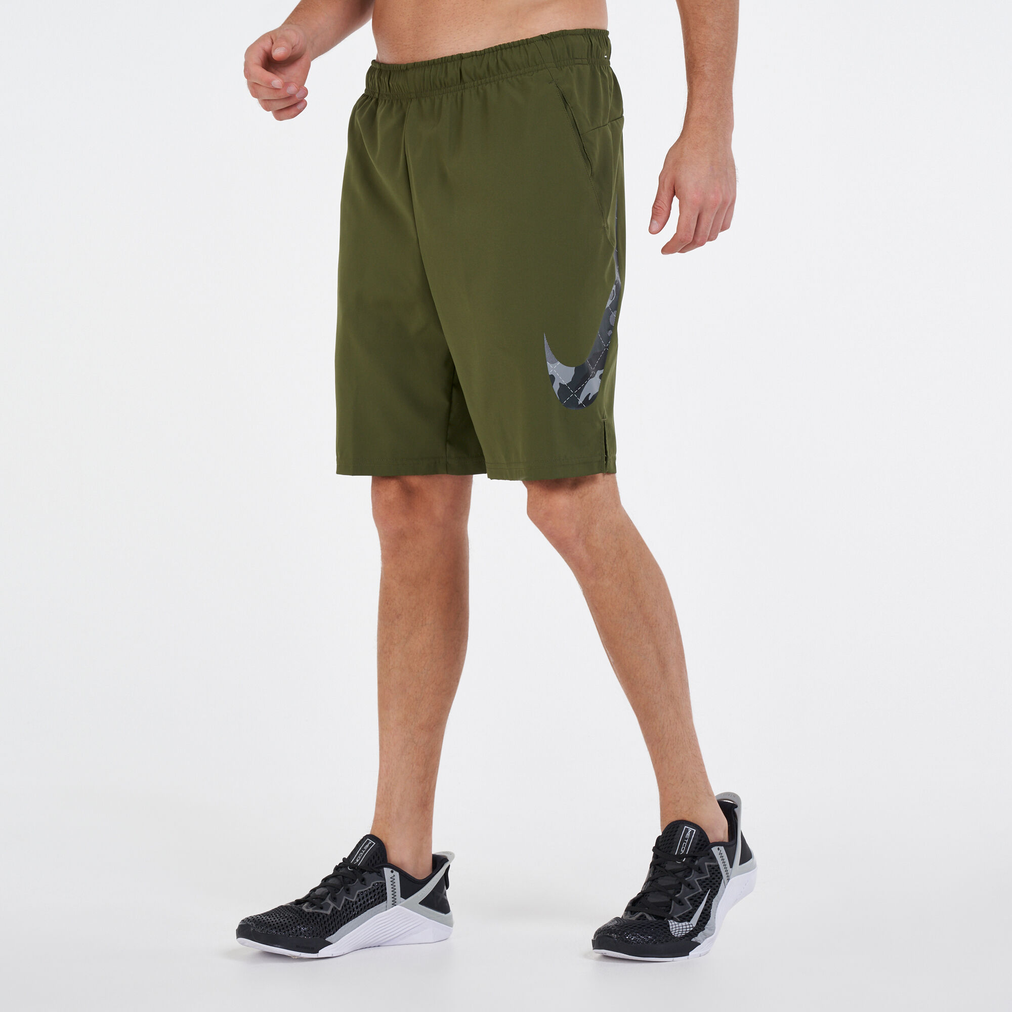 Nike top fatigue shorts