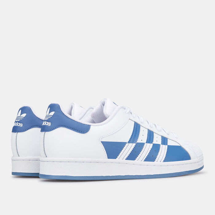 Men's Superstar Shoe Men's Superstar Shoe image number 2