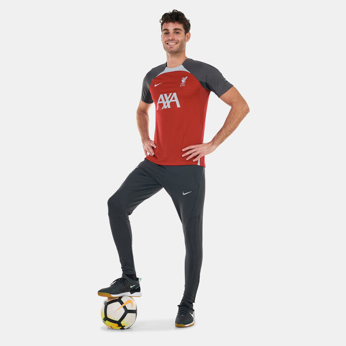 Nike Men's Liverpool F.C. Strike Dri-FIT Football Top Red Nike Men's Liverpool F.C. Strike Dri-FIT Football Top Red image number 2