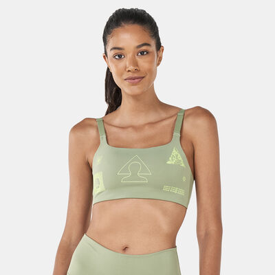Nike Women's Yoga Dri-FIT Indy Graphic Sports Bra Green Nike Women's Yoga Dri-FIT Indy Graphic Sports Bra Green