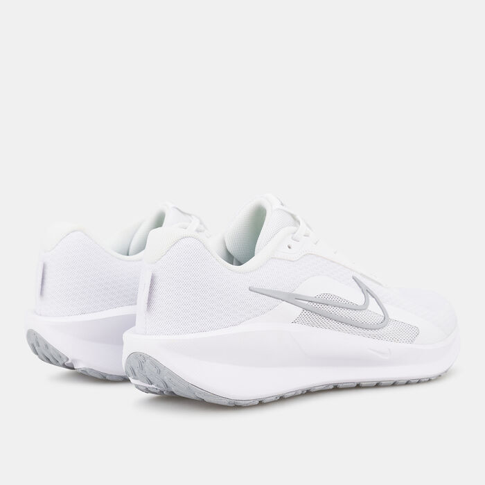 Nike Men's Downshifter 13 Road Running Shoes White image number 2