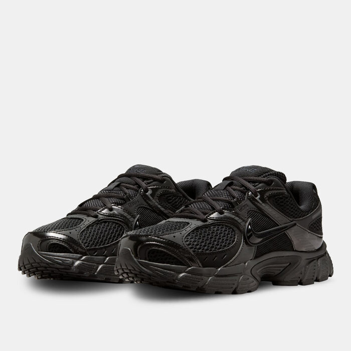 Nike Women's V5 RNR Shoes Black Nike Women's V5 RNR Shoes Black image number 1