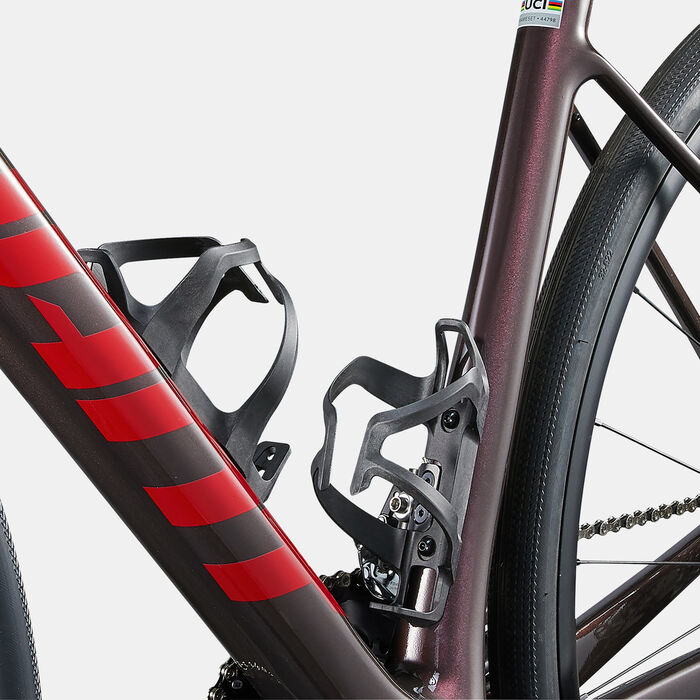 Giant Defy Advanced 2 Road Bike Red Giant Defy Advanced 2 Road Bike Red image number 12