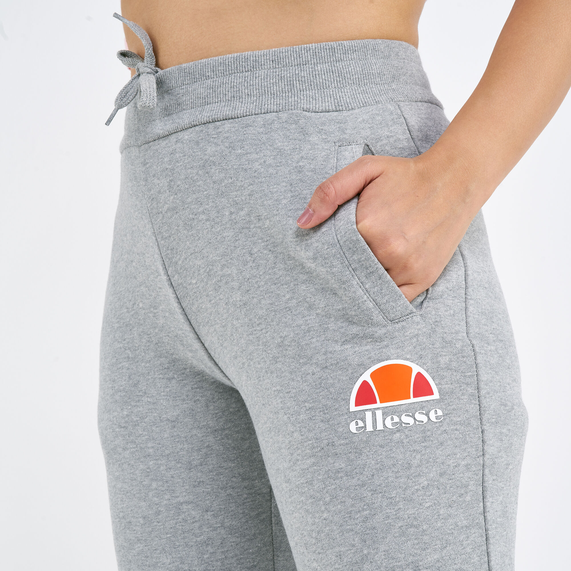 Buy Ellesse Women s Queenstown Jogging Pants Grey in KSA SSS