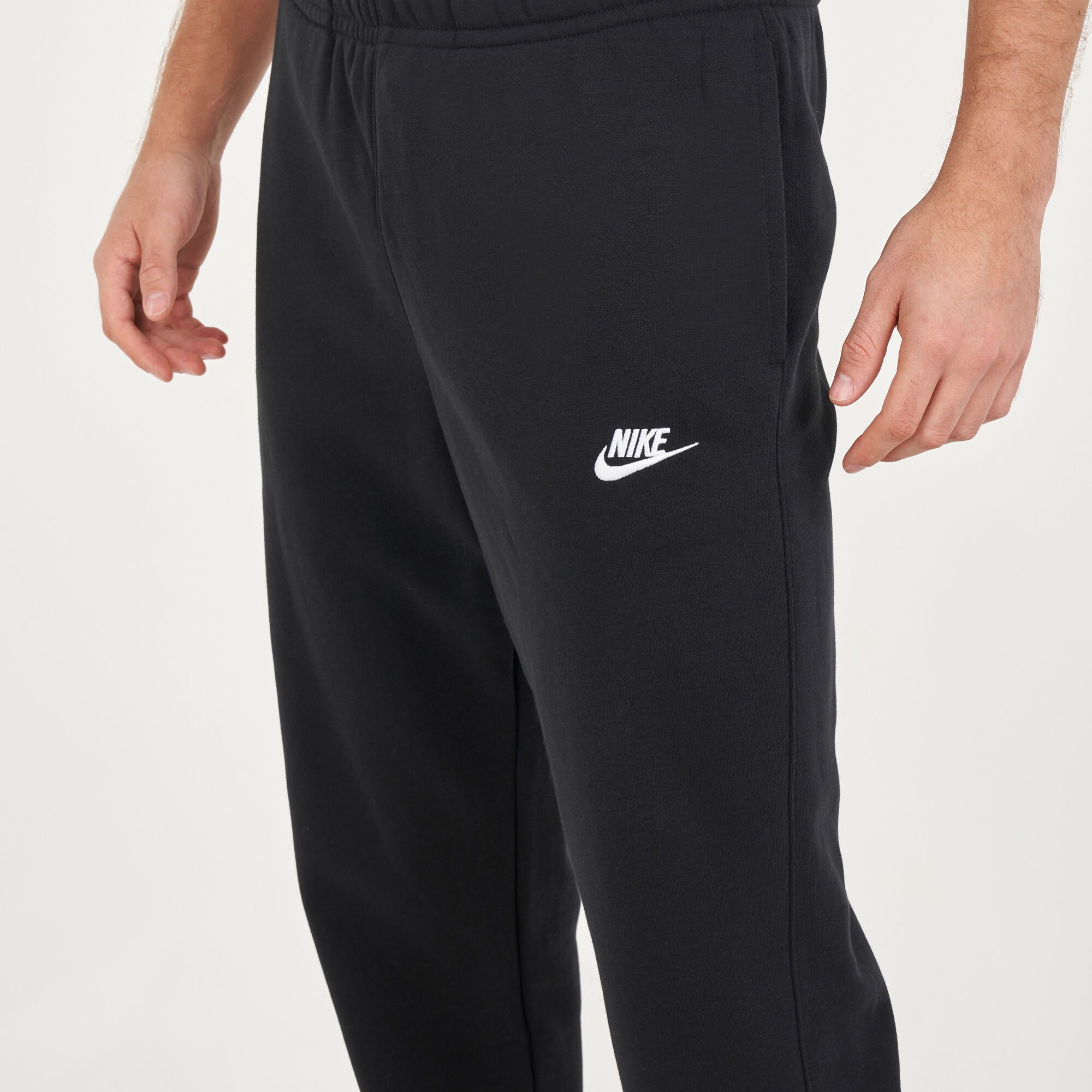Nike rain deals joggers