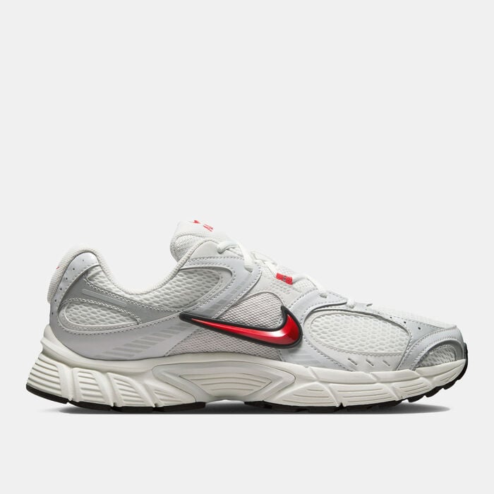 Nike Men's V5 RNR Shoes White Nike Men's V5 RNR Shoes White image number 0