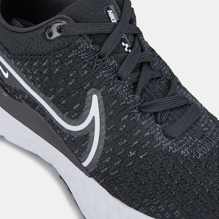 Nike Women's React Infinity Run Flyknit 3 Shoe Black Nike Women's React Infinity Run Flyknit 3 Shoe Black image number 4