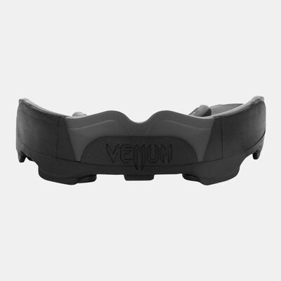 Venum Predator Mouthguard Multi-Color Venum Predator Mouthguard Multi-Color