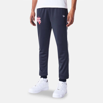 New Era Men's NBA Chicago Bulls Script Fleece Track Pants Black
