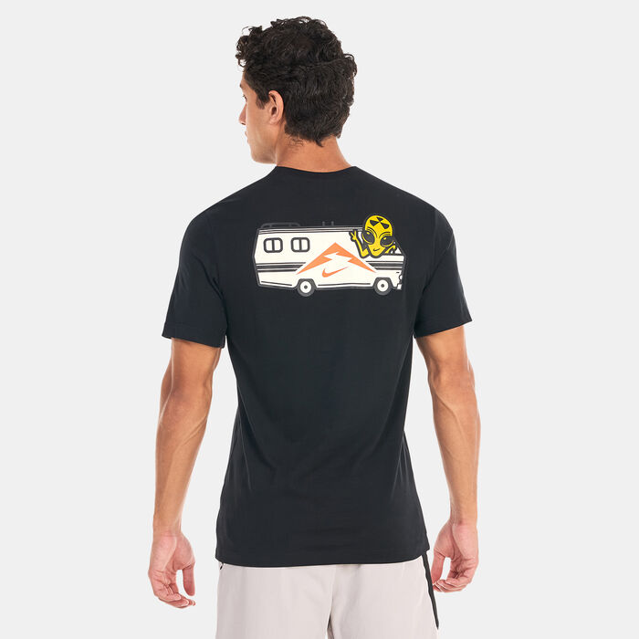 Nike Men's Dri-FIT Trail Running T-Shirt Black image number 1
