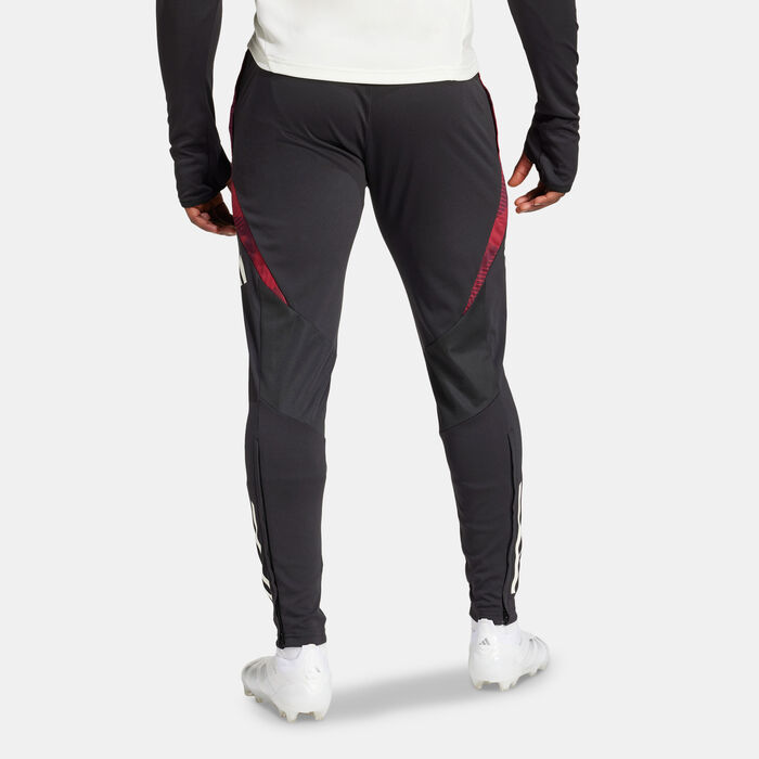 adidas Men's Manchester United Tiro 24 Football Training Pants Black adidas Men's Manchester United Tiro 24 Football Training Pants Black image number 1