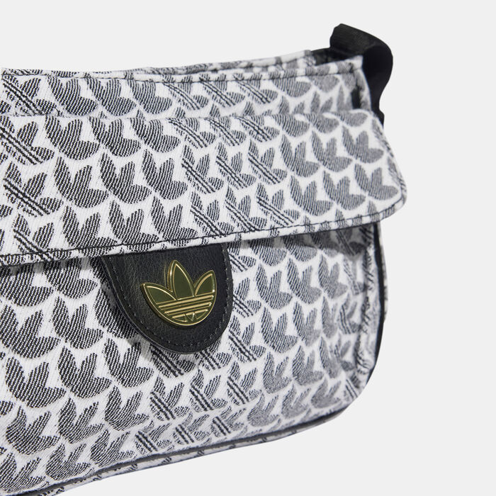 adidas Originals Women's Mini Airliner Bag White adidas Originals Women's Mini Airliner Bag White image number 4
