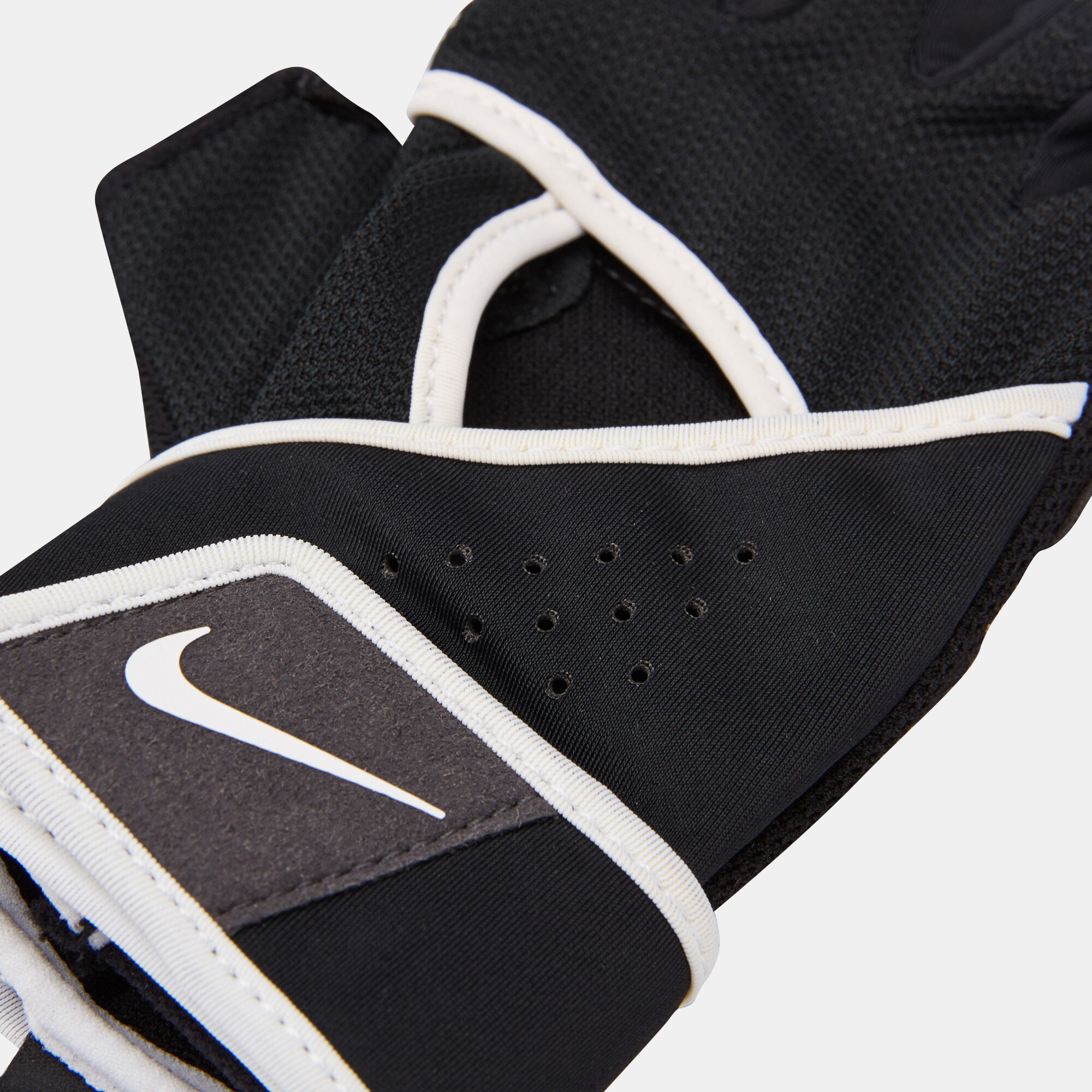 Nike gym best sale premium fitness gloves