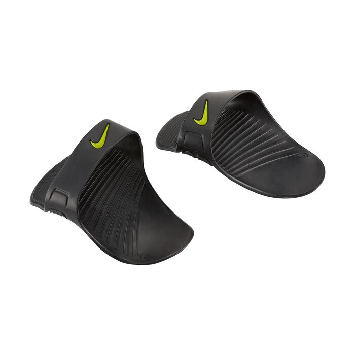 Alpha Training Grip L Black Nike in KSA SSS