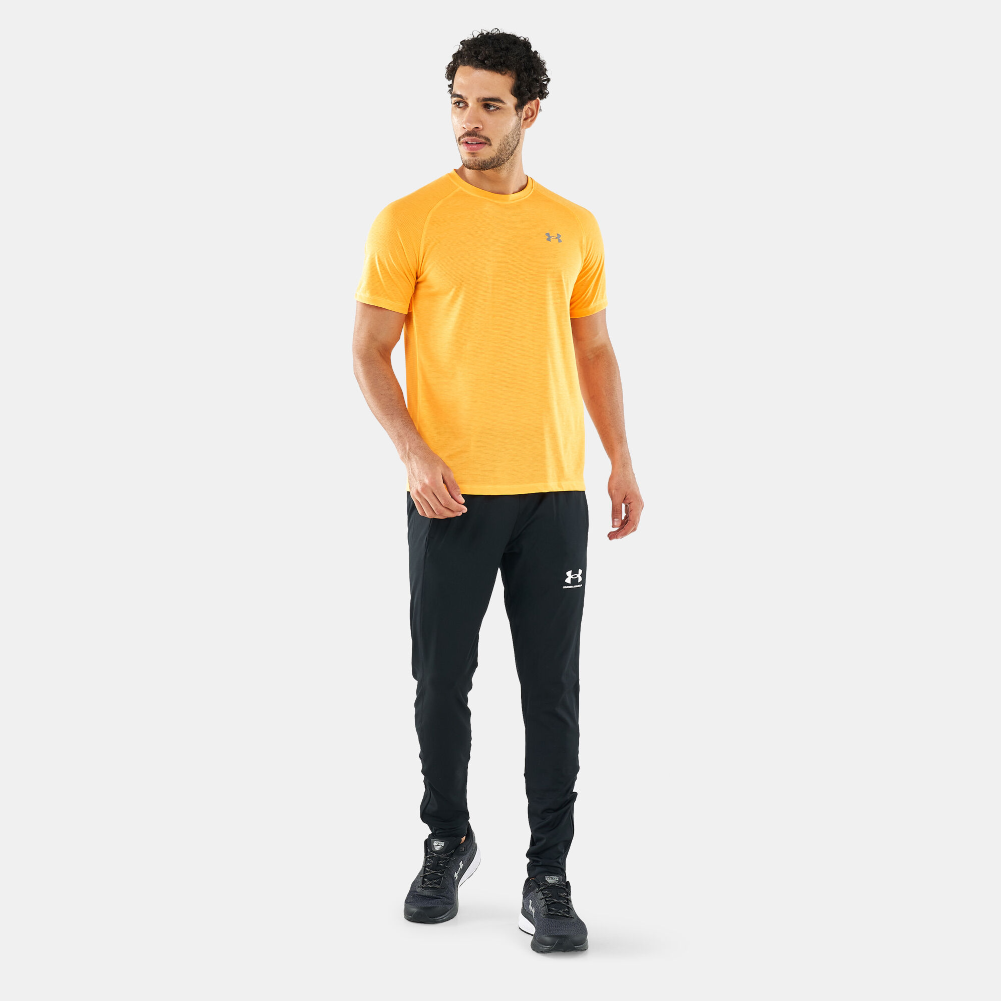 Buy Under Armour Men s UA Challenger Training Pants Black in KSA SSS