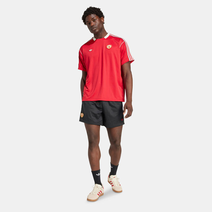 adidas Men's Manchester United Terrace Icons Shorts Black adidas Men's Manchester United Terrace Icons Shorts Black image number 2