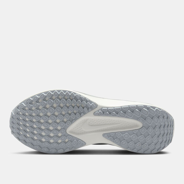 Nike Women's Quest 6 Road Running Shoes Grey Nike Women's Quest 6 Road Running Shoes Grey image number 3