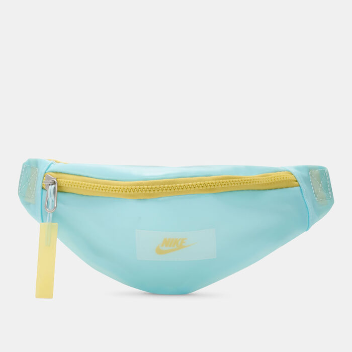 Nike Men's Heritage Crossbody Bag Green image number 0